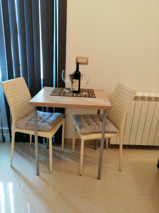 Studio Apartman Irena 2 Bijela Exteriér fotografie