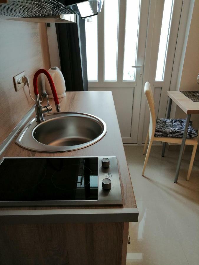 Studio Apartman Irena 2 Bijela Exteriér fotografie